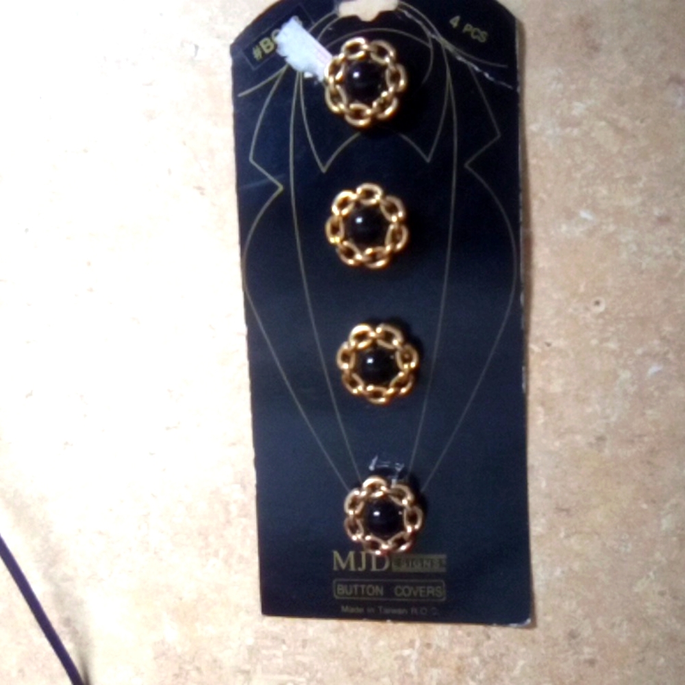 Mjdesigns button covers (set of 4)